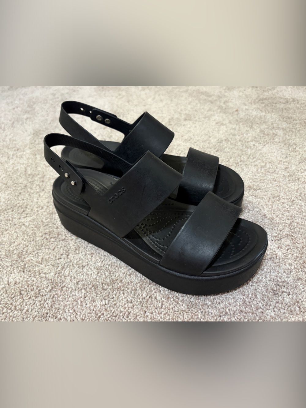 CROCS Literide Women's Black Platform Sandals size 7